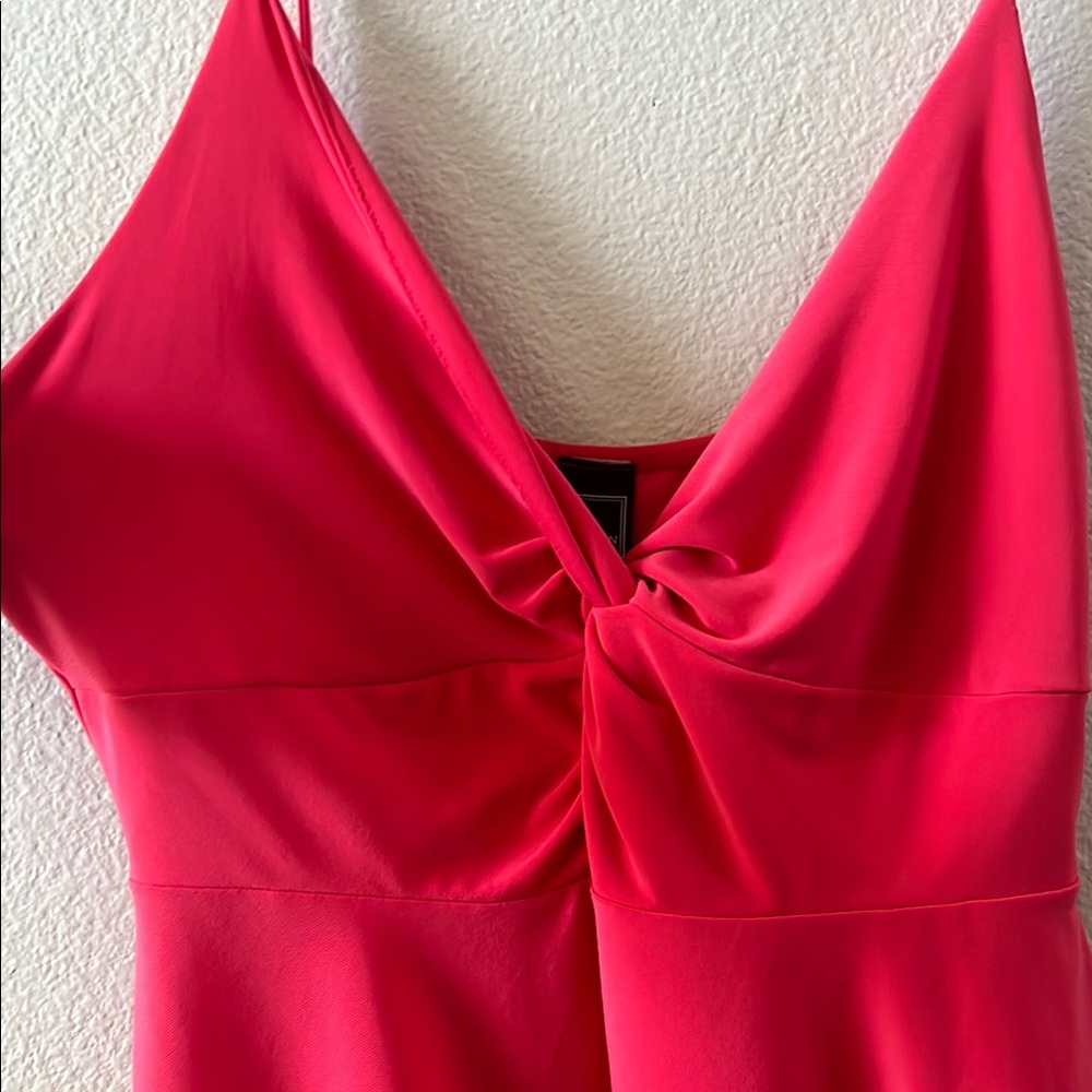 Women's twist front coral Top size 2X - Picture 2 of 7